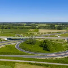 Kto buduje autostrady w Polsce? Poznaj największe firmy budowlane