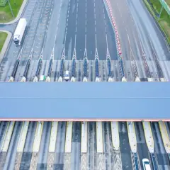 Czy na autostradzie A2 można płacić kartą? Sprawdź, zanim wyruszysz