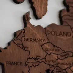 Ile jedzie bus z Holandii do Polski? Sprawdź czas podróży i trasy