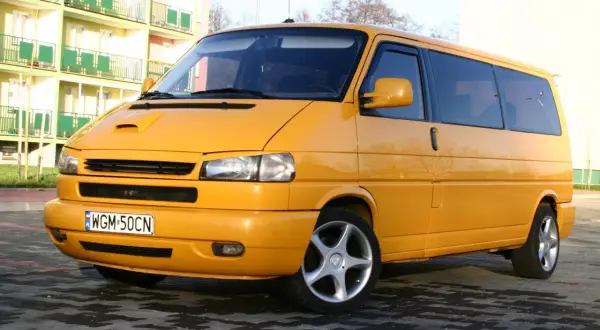 Najlepsze busy do 10 tys zł: niezawodne modele na każdą kieszeń