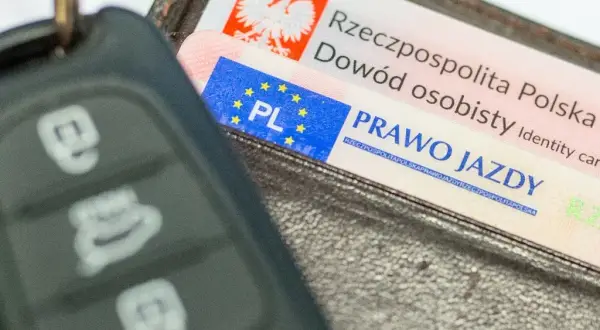 Ile punktów karnych zabiera prawo jazdy? Sprawdź, zanim stracisz!