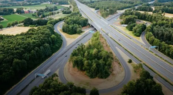 Jaka jest najdłuższa autostrada w Niemczech? Odkryj A 9 i jej tajemnice