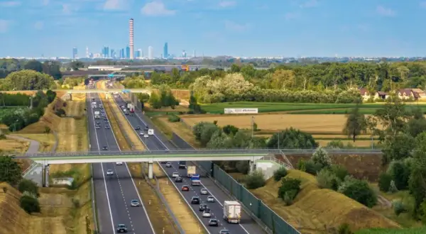 Kto jest właścicielem autostrad w Polsce? Odkryj zaskakujące fakty