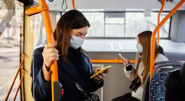 Ile osób może być w autokarze? Sprawdź, ile pasażerów pomieści