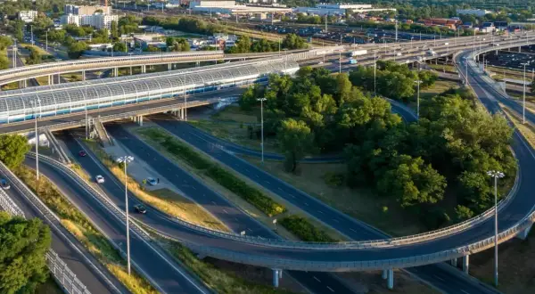 Kto jest właścicielem autostrady A1? Poznaj kluczowe informacje